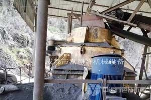 出售二手破碎機，處理一套時產200噸玄武石生產線設備