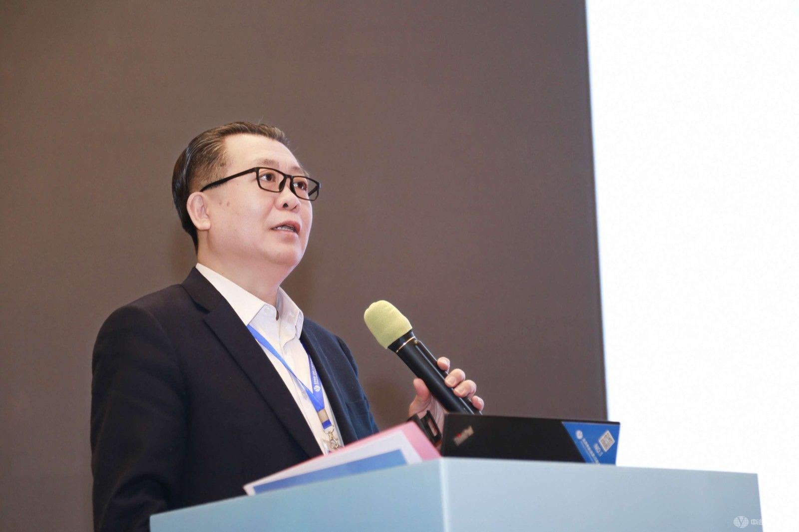 第三屆復雜有色金屬資源清潔利用學術論壇現場照片