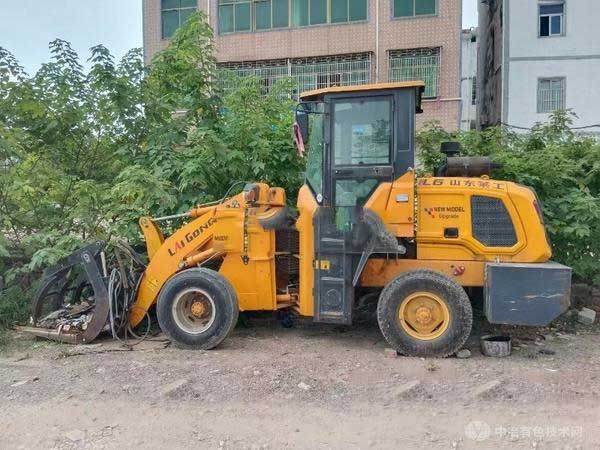 928夾鏟車