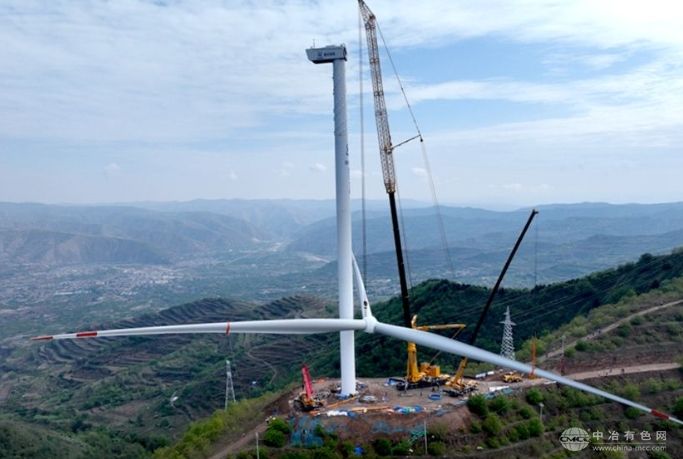 榆林橫山2×20MW風電項目首批機組成功并網，開啟綠色能源新篇章