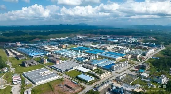 東南亞鋁業巨頭豪擲2.4億美元建廠 印尼造氧化鋁將走向國際