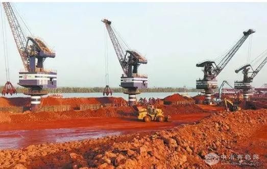 中鋁集團：自主創新技術破解軟破圍巖鋁土礦開采世界難題