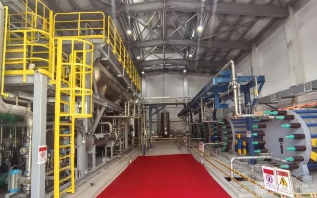 隆基推動中亞綠氫發展！中國1000標方電解槽“4對1”系統海外首次運行告捷