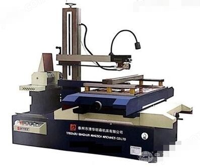 大型線切割機床