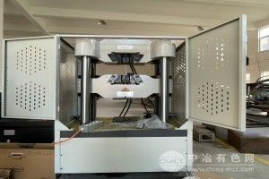 六立柱式電液伺服液壓萬能材料試驗機