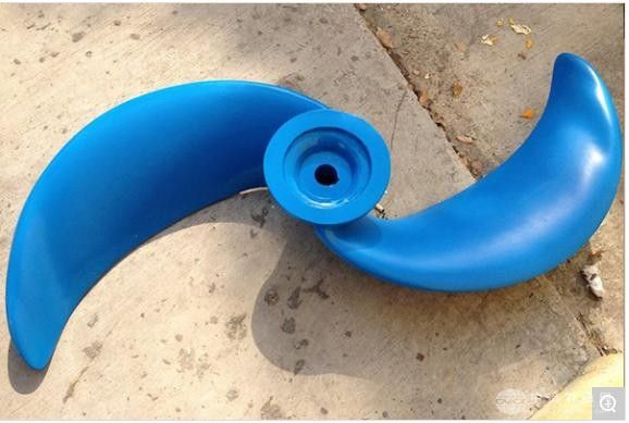 潛水低速推流器
